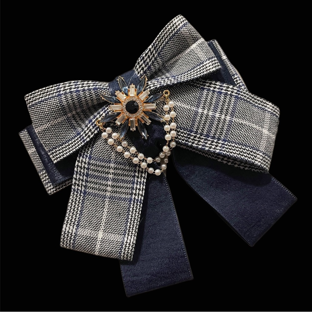 ✨ Elegant Bow Brooch Pin and Hair Clip